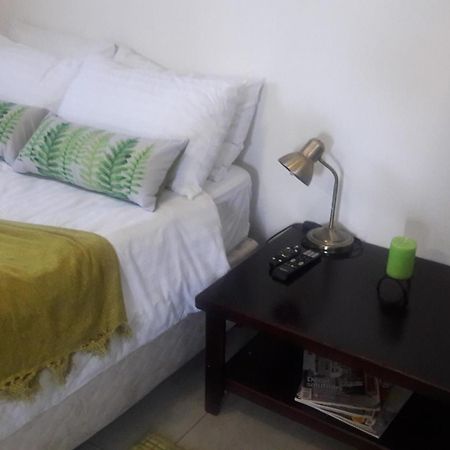 Self-Catering Studio, Unit 6 On Krupp วินด์ฮุก ภายนอก รูปภาพ