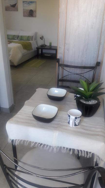Self-Catering Studio, Unit 6 On Krupp วินด์ฮุก ภายนอก รูปภาพ